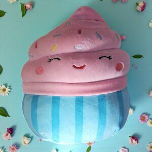 Squishmallows Diedre the Cupcake plush toy 7.5 inches
